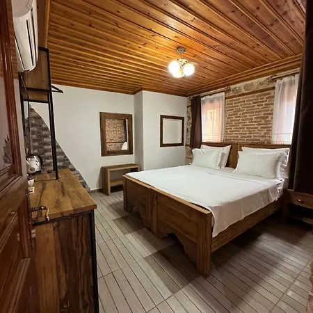 Casa Franco Old Town Hotel