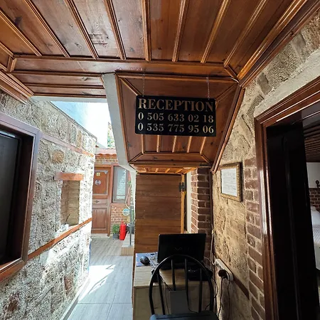 فندق Casa Franco Old Town 2*