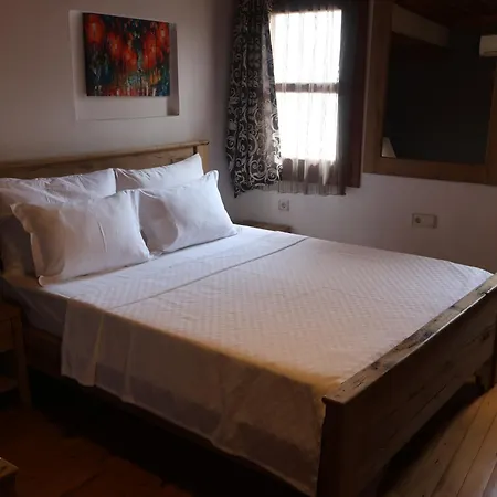 Casa Franco Old Town 2* אנטליה