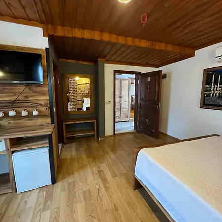 מלון Casa Franco Old Town אנטליה