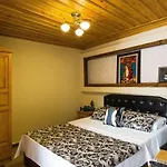 호텔 Casa Franco Old Town 2*